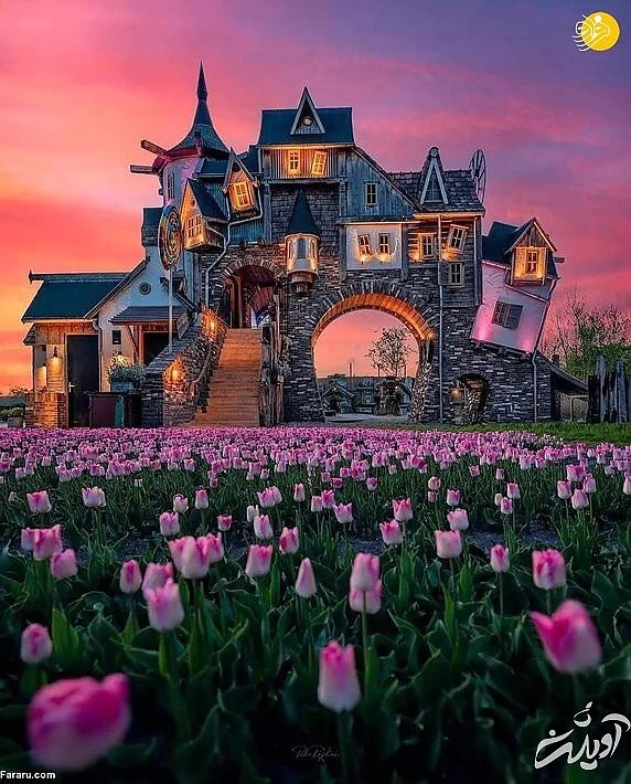 ساختمانی زیبا در هلند